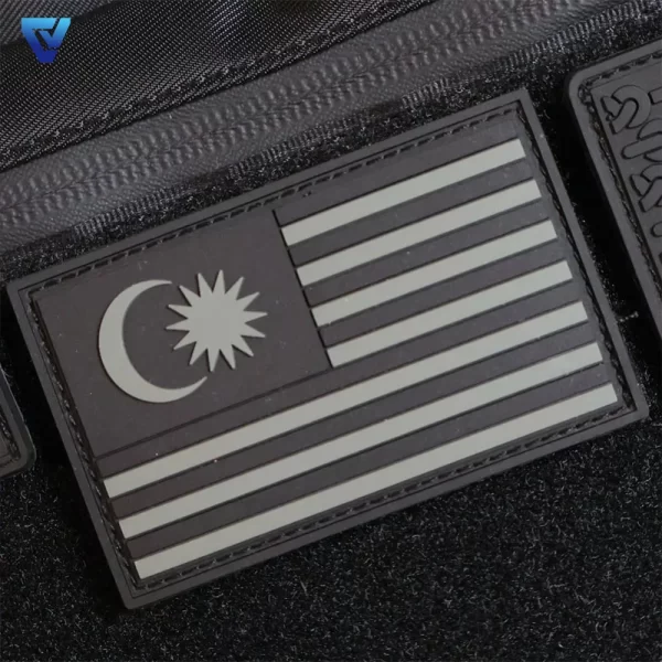 Eco-Friendly PVC Velcro Patches Flag Custom Logo 3D Rubber Iron on Patch Badges